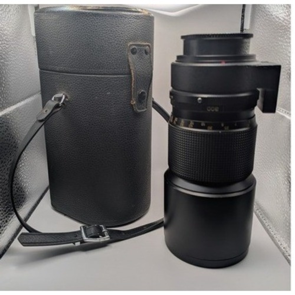 Konica Hexanon AR 300mm F4.5 Telephoto Lens Manual Focus Case Caps Vintage FLAWS